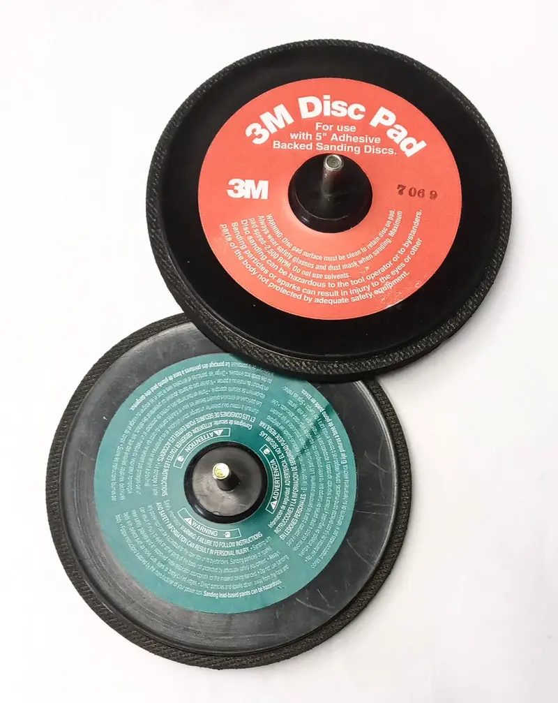 3M 9176Na Disc Pad: Adhesive-Backed, 5-Inch Diameter, 2-Piece Pack 1