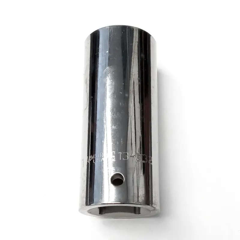 Armstrong 13-332 Sae Deep Socket — 1" Size, 12-Point, 3/4" Drive, Made In Usa 1