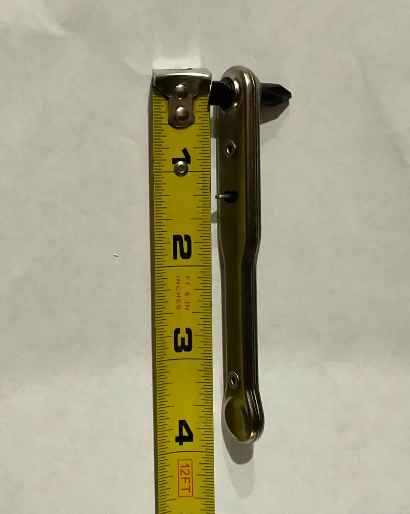 Armstrong Reversible Ratcheting Flathead Screwdriver – Ergonomic Design 1
