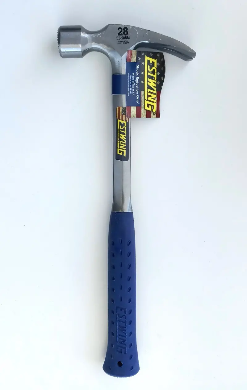 Estwing 28 Oz Framing Hammer – Milled Face With Shock-Reducing Comfort Grip 1