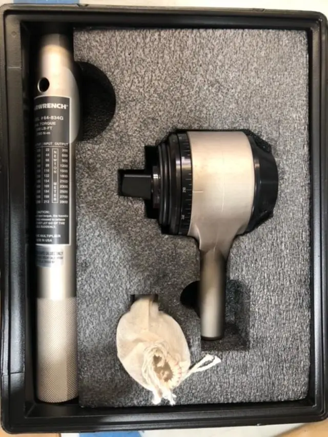 Gearwrench 64-834G Torque Multiplier – 2,200 Ft-Lb Capacity, Usa Engineered 1