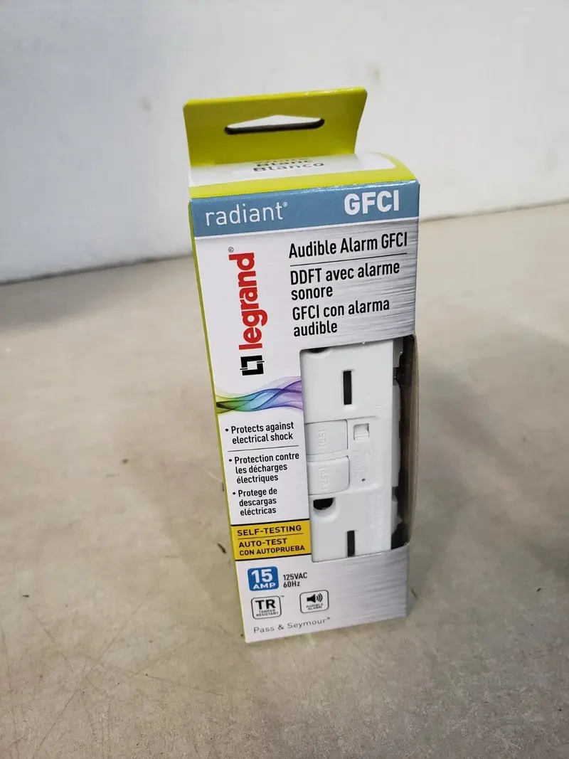 Legrand 1597Trawccd4 Gfci Outlet With Audible Alarm – 15-Amp, White Finish 1