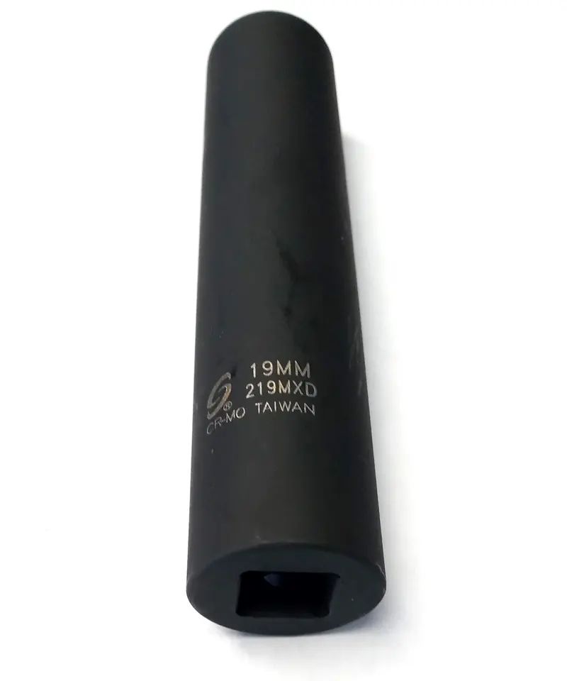 Sunex 1/2" Drive 19Mm 6-Point Extra-Deep Impact Socket – For Tight-Space Fastening 1