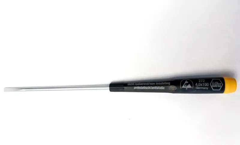 Wiha 27242 Esd-Safe Slotted Precision Screwdriver — 4.0Mm X 100Mm (Germany) 1
